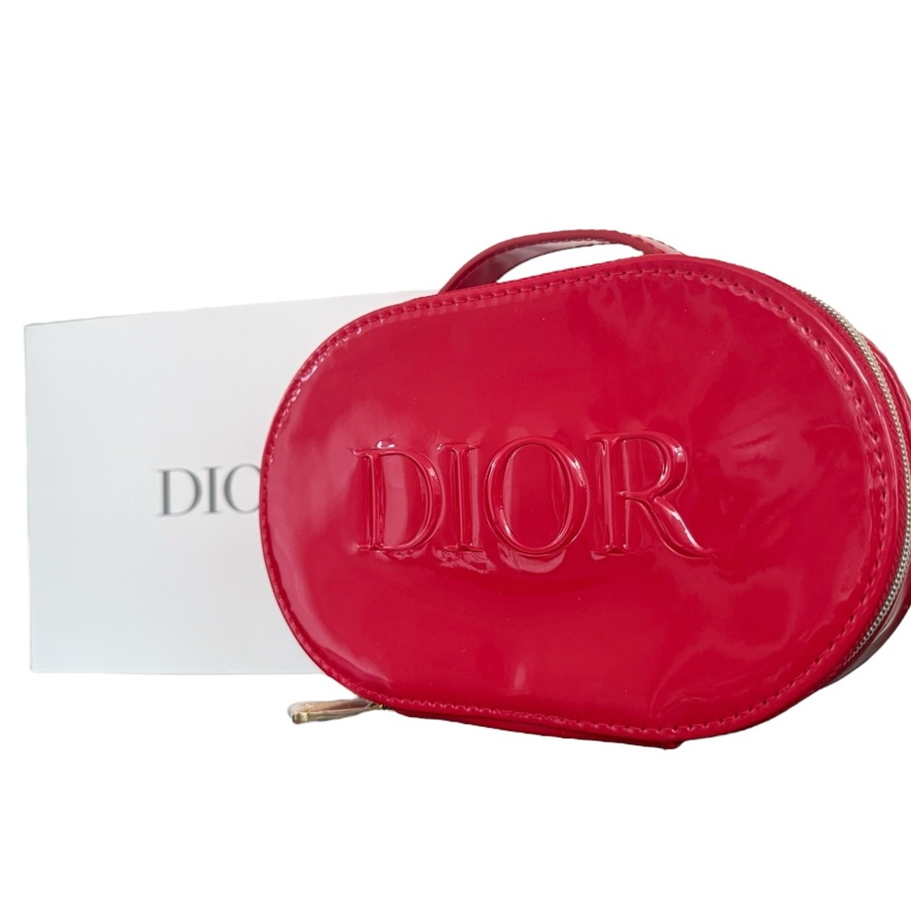 CHRISTIAN DIOR PARFUMS / DIOR BEAUTY Glossy Red Oval Novelty Pouch NIB❤️✨ - Picture 2 of 12